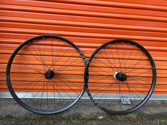 XF 2046 Prix de vente suggéré: 399,99 $